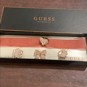 Guess necklace